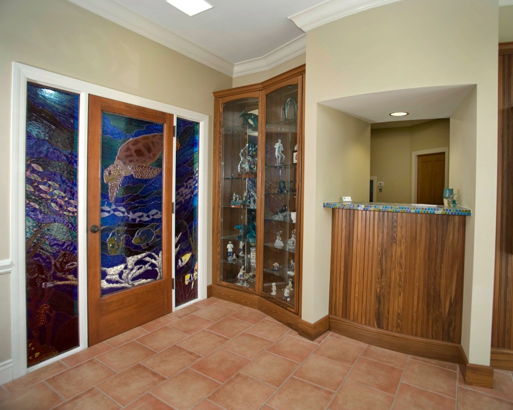 Reception area of Dr. Robert L. Burns, DMD office